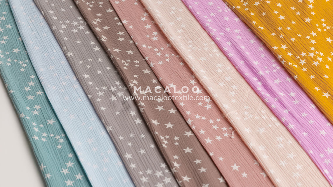 In stock printed muslin fabric for baby